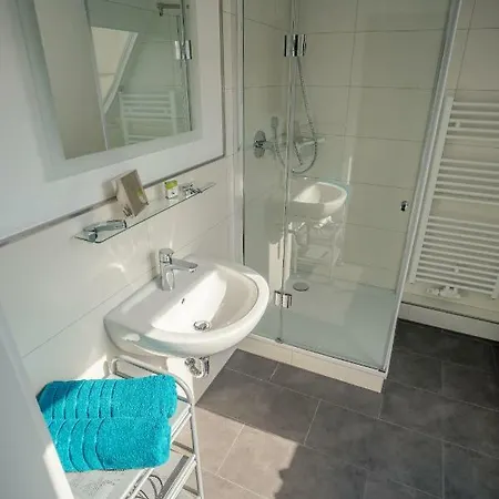 Talstation 20 / Innenstadt, 2 Schlafzimmer, Terrasse Apartment